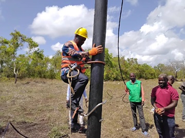 USAMBAZAJI UMEME MAENEO YA KILIMO KANGAGANI PEMBA